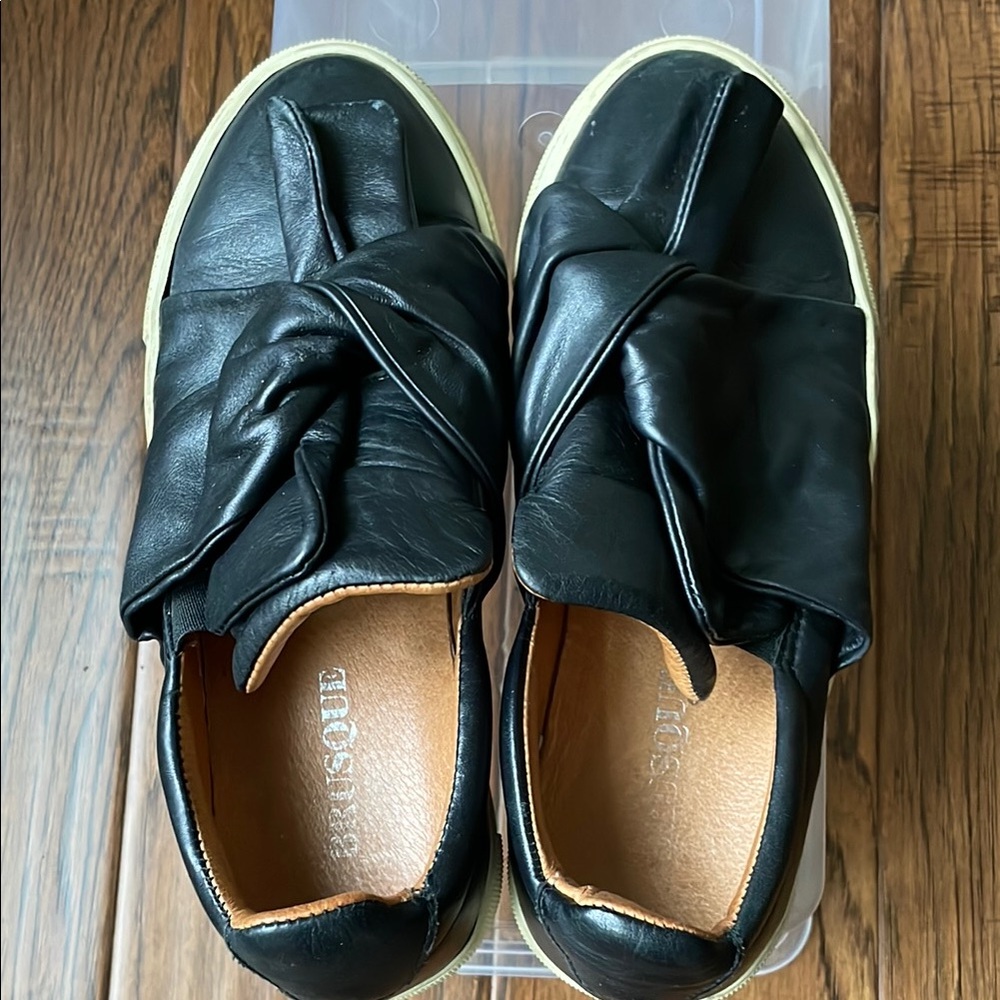 Black Sneakers with Smooth Leather Finish